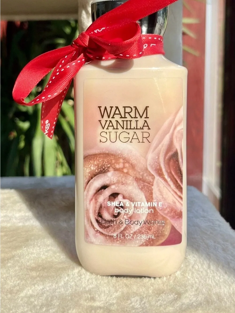 BATH & BODY WORKS WARM VANILLA SUGAR 24 HOUR BODY LOTION 8FL OZ. NEW!